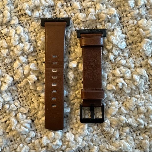 Nomad Modern Apple Watch Strap - 44mm/42mm - series 1,2,3,4,5,6 & SE - Picture 11 of 11